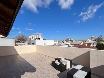 VENTA PH PARQUE CHACABUCO 5 AMB QUINCHO COCHERA