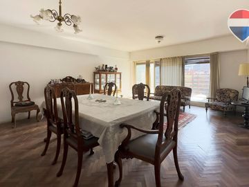 Vende 4 amb c/dependencia y cochera en Las Cañitas