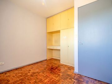 Depto 4 ambientes en VENTA con balcón en Flores