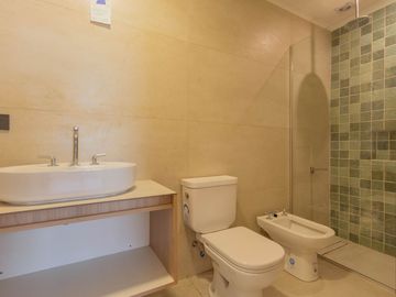 VENTA Casa 5 AMB A ESTRENAR en Villa del Parque