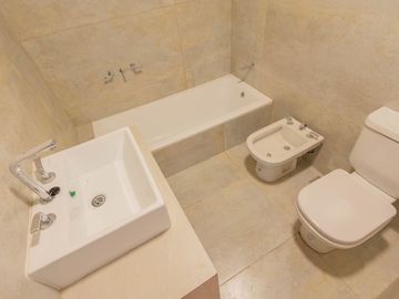 VENTA Casa 5 AMB A ESTRENAR en Villa del Parque