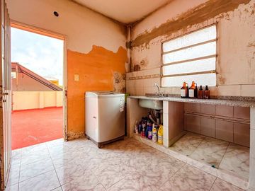 VENTA CASA 5 AMBIENTES EN EL PALOMAR