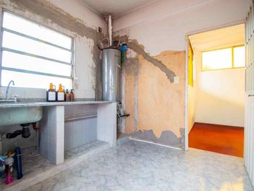 VENTA CASA 5 AMBIENTES EN EL PALOMAR