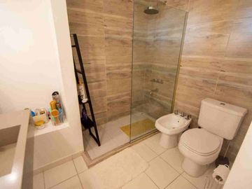 VENTA CASA 5 AMBIENTES EN EL PALOMAR