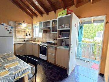 Venta PH 6 AMB.C/ COCH. ENTRADA INDEPENDIENTE
