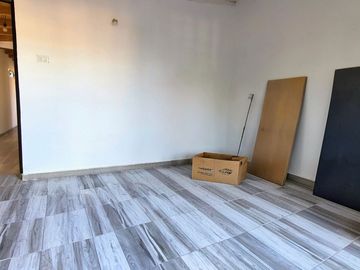 VENTA CASA DE 6 AMBIENTES FRANCISCO ALVAREZ