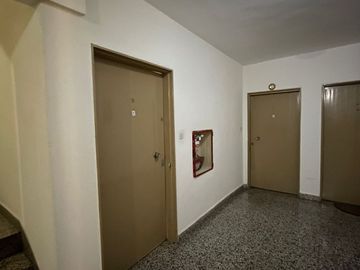 VENTA 3 AMB C/ BALCON Y COCHERA, MONTE CASTRO!