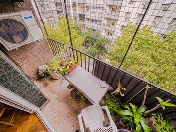 VENTA DEPTO CON COCHERA 5 AMBIENTES BARRIO NORTE