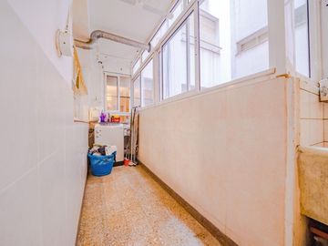 VENTA DEPTO CON COCHERA 5 AMBIENTES BARRIO NORTE