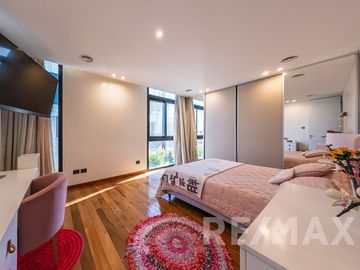 Venta casa 9 ambientes en El Yacht Nordelta