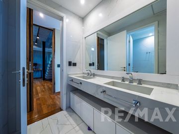 Venta casa 9 ambientes en El Yacht Nordelta