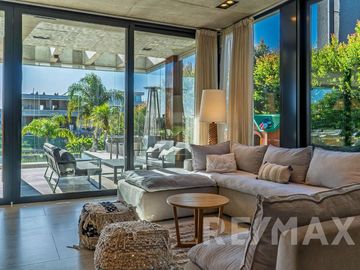 Venta casa 9 ambientes en El Yacht Nordelta