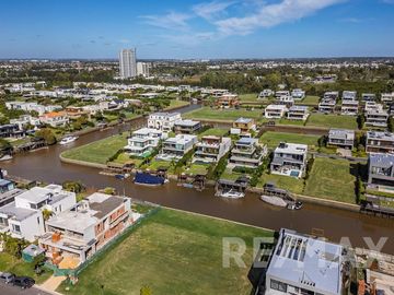 Venta casa 9 ambientes en El Yacht Nordelta