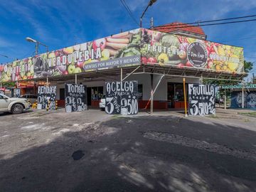 Local con Galpon y vivienda Venta en temperley