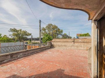Local con Galpon y vivienda Venta en temperley