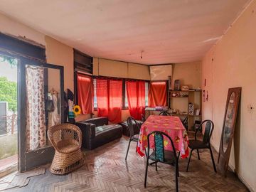 Local con Galpon y vivienda Venta en temperley