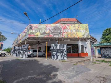 Local con Galpon y vivienda Venta en temperley