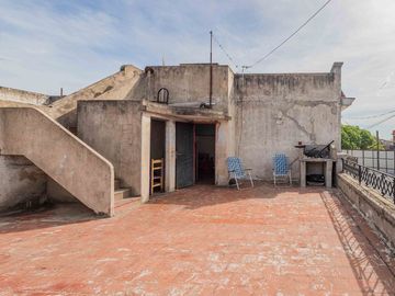 Local con Galpon y vivienda Venta en temperley