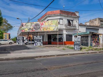 Local con Galpon y vivienda Venta en temperley