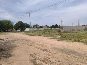 VENTA LOTE ITUZAINGO 250 M2 SOBRE AVENIDA