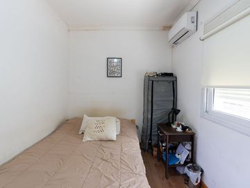 Casa venta La Plata. 3 dormitorios, parque, pileta