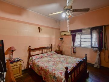 CASA VENTA LA PLATA 2 DORMITORIOS