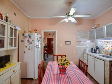 CASA VENTA LA PLATA 2 DORMITORIOS