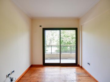 DEPARTAMENTO VENTA LA PLATA PARQUE ALBERTI FRENTE