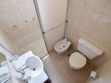 DEPARTAMENTO VENTA LA PLATA PARQUE ALBERTI FRENTE