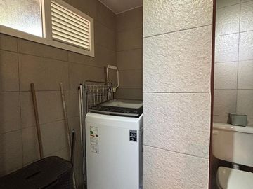 VENTA CASA 5 AMB. SAN MIGUEL PATIO PILETA COCHERA
