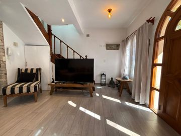 VENTA CASA 5 AMB. SAN MIGUEL PATIO PILETA COCHERA