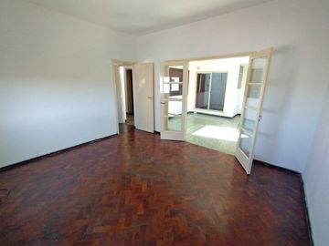 VENTA DEPARTAMENTO A METROS DE CLUB NAÚTICO Y RÍO