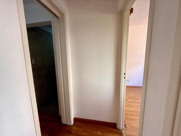 Venta depto. 3 ambs. Semipiso. Balcon. Lanusita