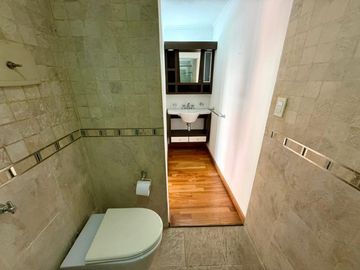 Venta depto. 3 ambs. Semipiso. Balcon. Lanusita