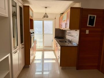 Venta depto. 3 ambs. Semipiso. Balcon. Lanusita