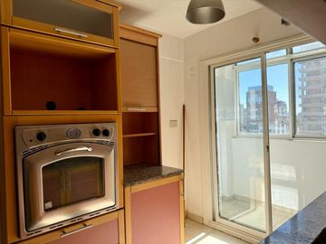 Venta depto. 3 ambs. Semipiso. Balcon. Lanusita