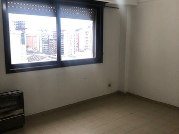 DEPARTAMENTO  2 AMB ALQUILER A MTS ESTACIÓN LANUS