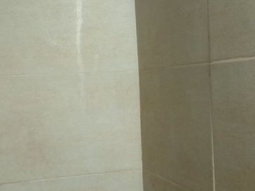 Departamentos en venta y galpón.En block//INVERSOR