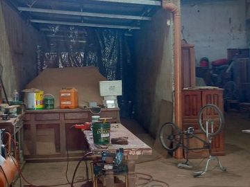 Departamentos en venta y galpón.En block//INVERSOR
