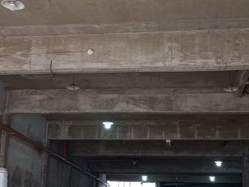 Departamentos en venta y galpón.En block//INVERSOR