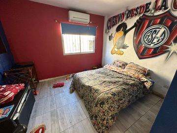 VENTA PH 4 ambientes en PB al frente con cochera