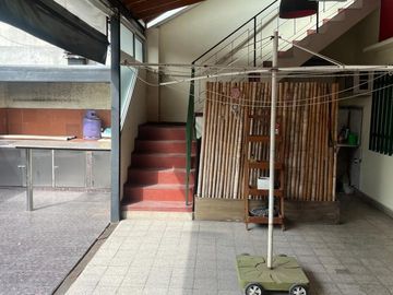 CASA EN CASEROS 6 AMB MULTIFAMILIAR PERMUTA