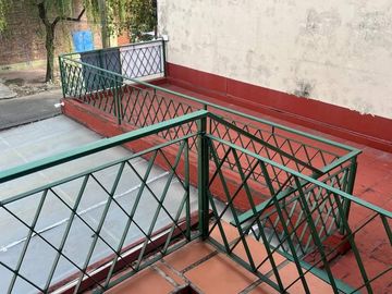 CASA EN CASEROS 6 AMB MULTIFAMILIAR PERMUTA