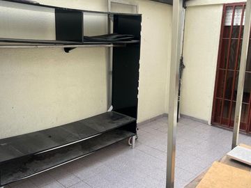 CASA EN CASEROS 6 AMB MULTIFAMILIAR PERMUTA