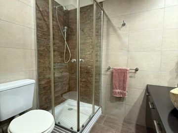 HERMOSA CASA 4 AMBIENTES C/ PISCINA EN HURLINGHAM