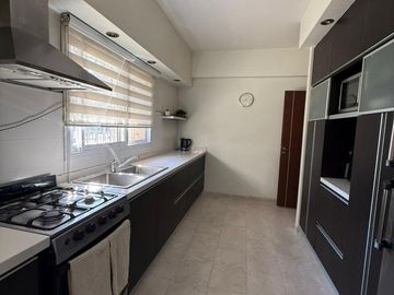 HERMOSA CASA 4 AMBIENTES C/ PISCINA EN HURLINGHAM