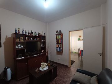 VENTA CASA 3 AMB + LOCAL CORONADO PERMUTA FINANCIA