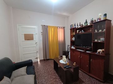 VENTA CASA 3 AMB + LOCAL CORONADO PERMUTA FINANCIA