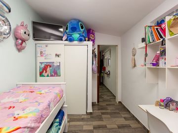 VENTA DE CASA EN HURLINGHAM CON PILETA Y GARAGE