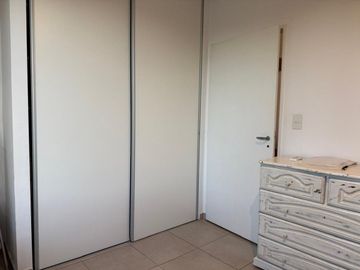 CASA 3 AMBIENTES EN VENTA CON JARDIN SIN EXPENSAS